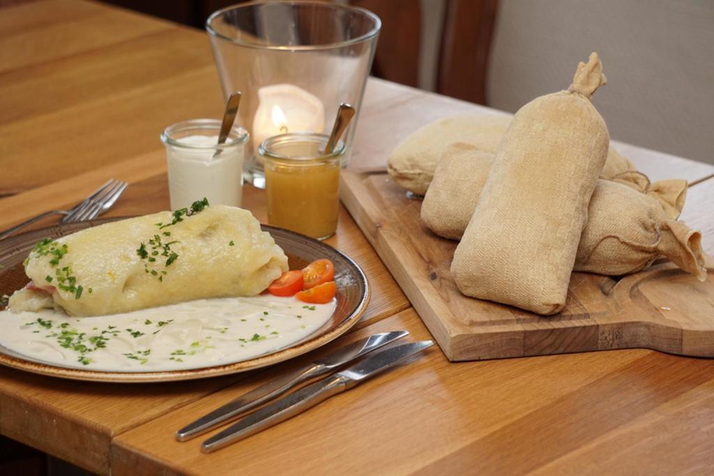 Deutsches Haus Hotel Restaurant Gastwirtschaft Biergarten Am Radweg Bermuthshain Εξωτερικό φωτογραφία